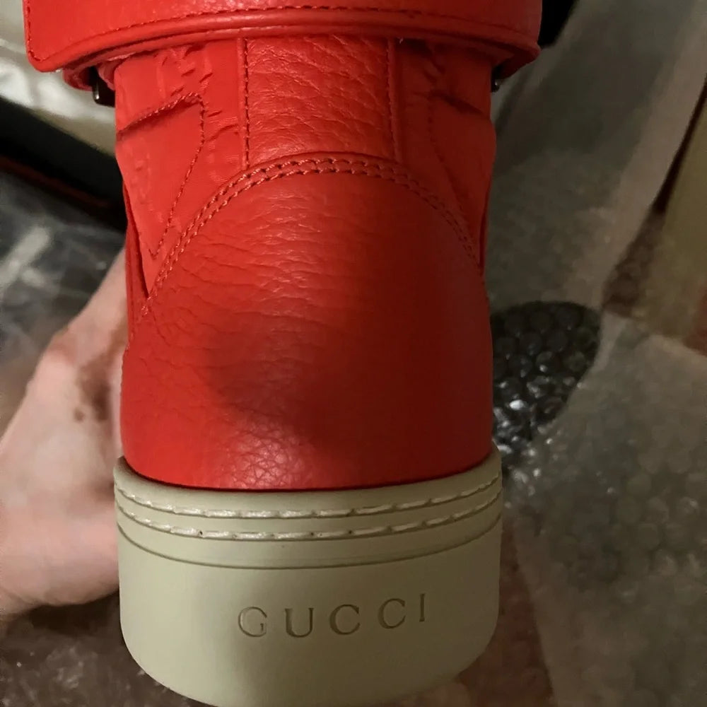 BRAND NEW - GUCCI MEN 6.5 RED LEATHER SNEAKERS