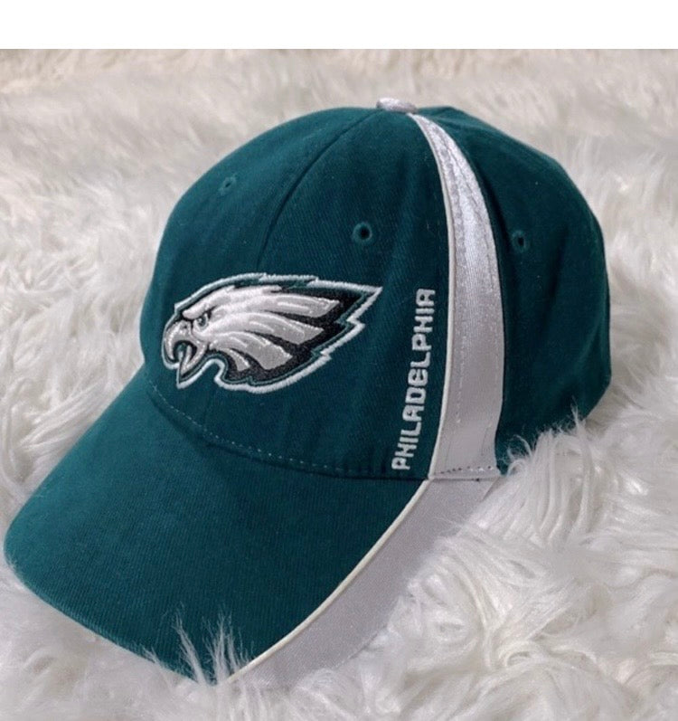 REEBOK Embroidered Eagle and Philadelphia w Silver Thread