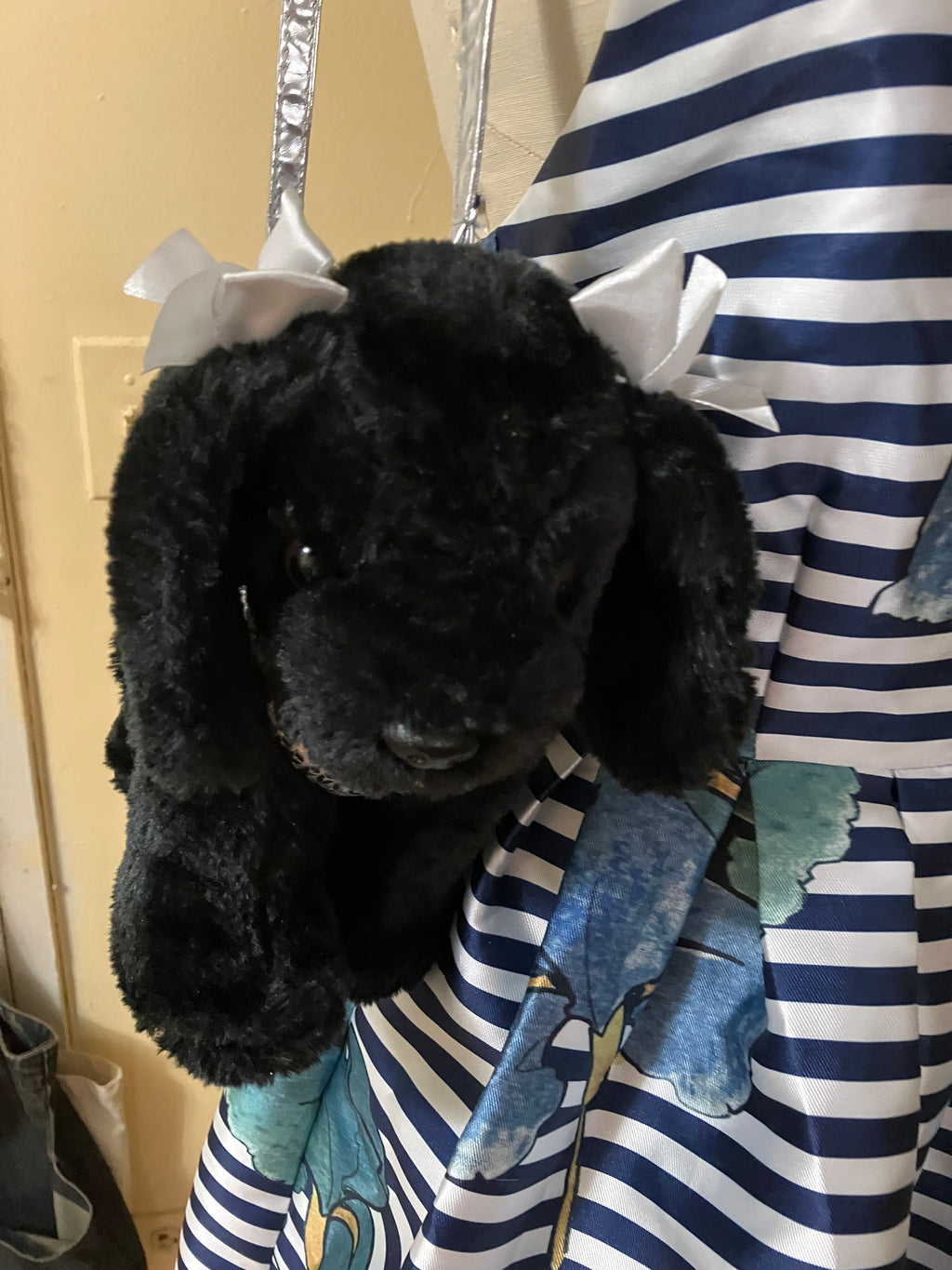 POOCHIE & CO Girls Silver Sequined Puppy Purse & Black Plush Dog Puppy