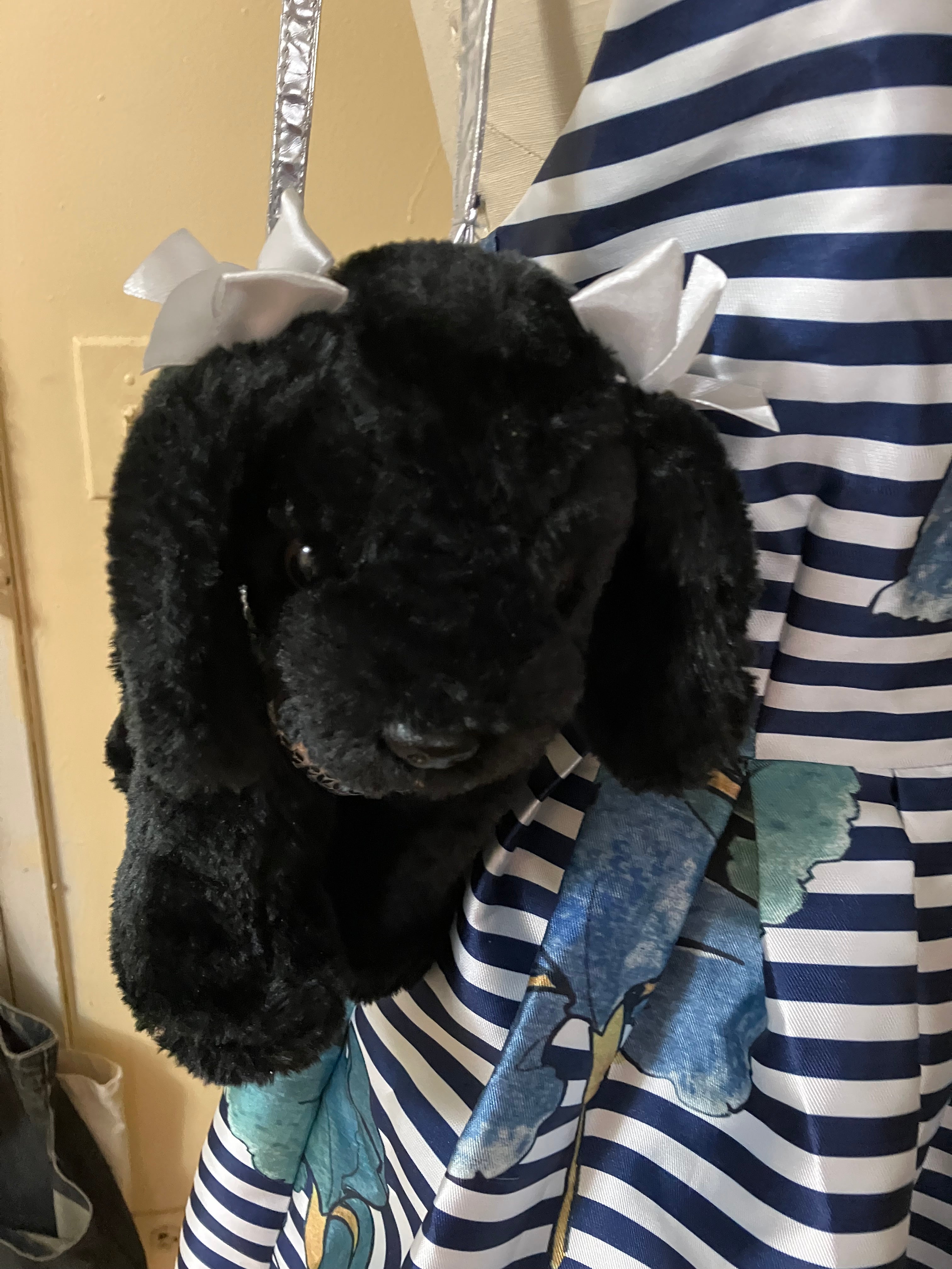 POOCHIE & CO Girls Silver Sequined Puppy Purse & Black Plush Dog Puppy