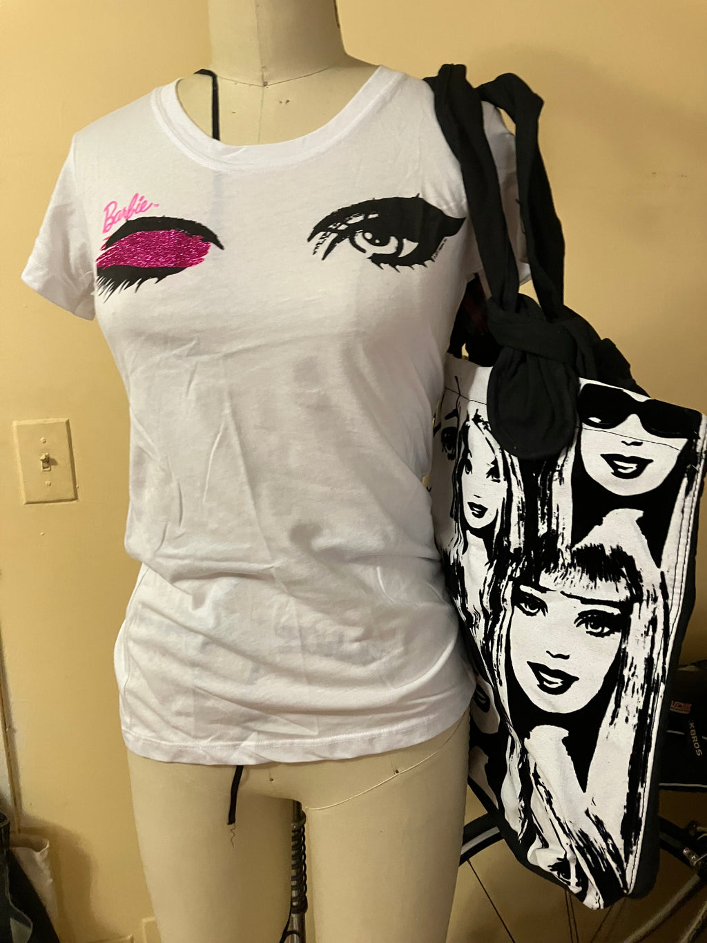 BRAND NEW & RARE FIND - BARBIE TOTE BAG with Barbie Medium T-Shirt