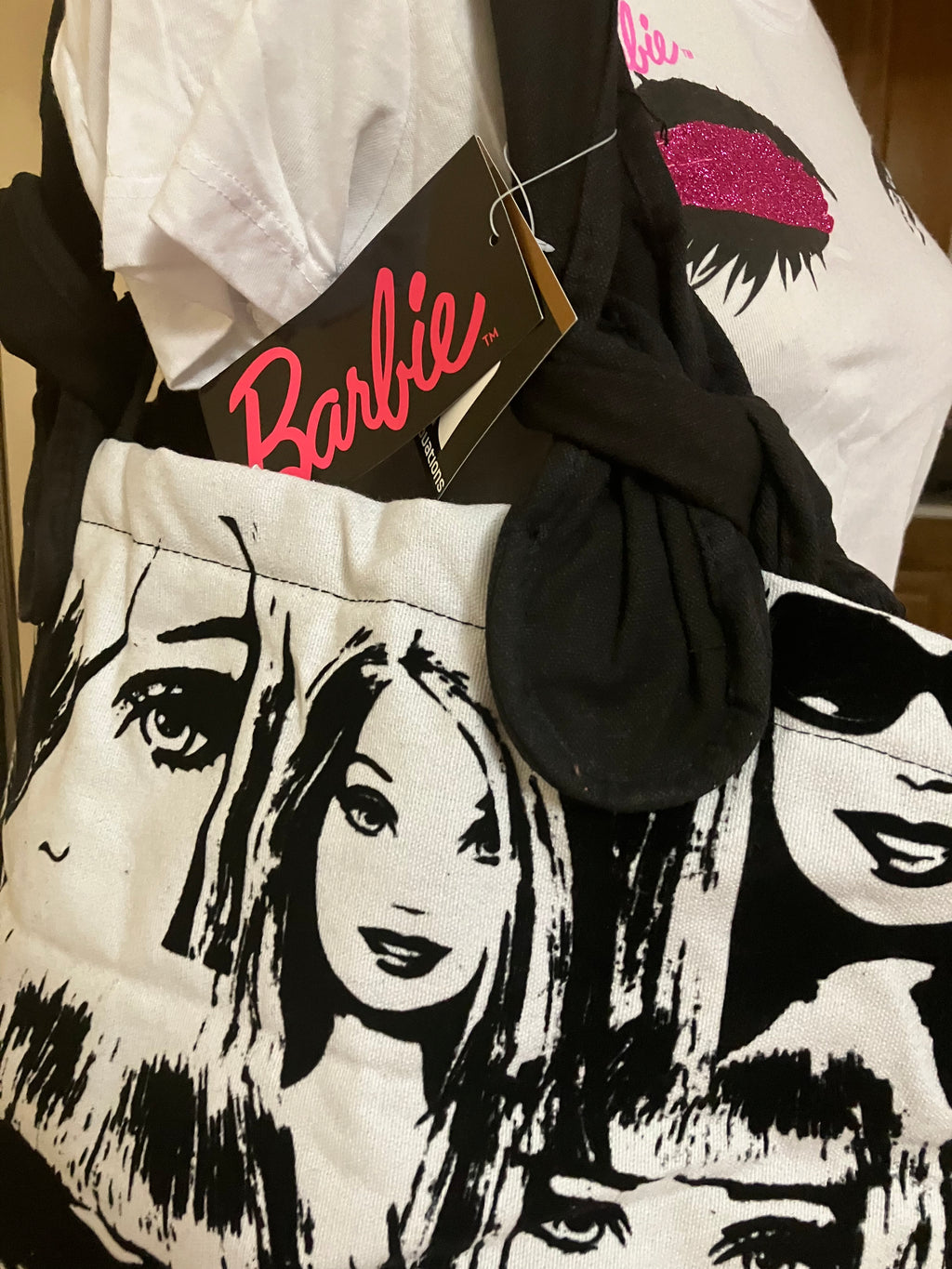 BRAND NEW & RARE FIND - BARBIE TOTE BAG with Barbie Medium T-Shirt