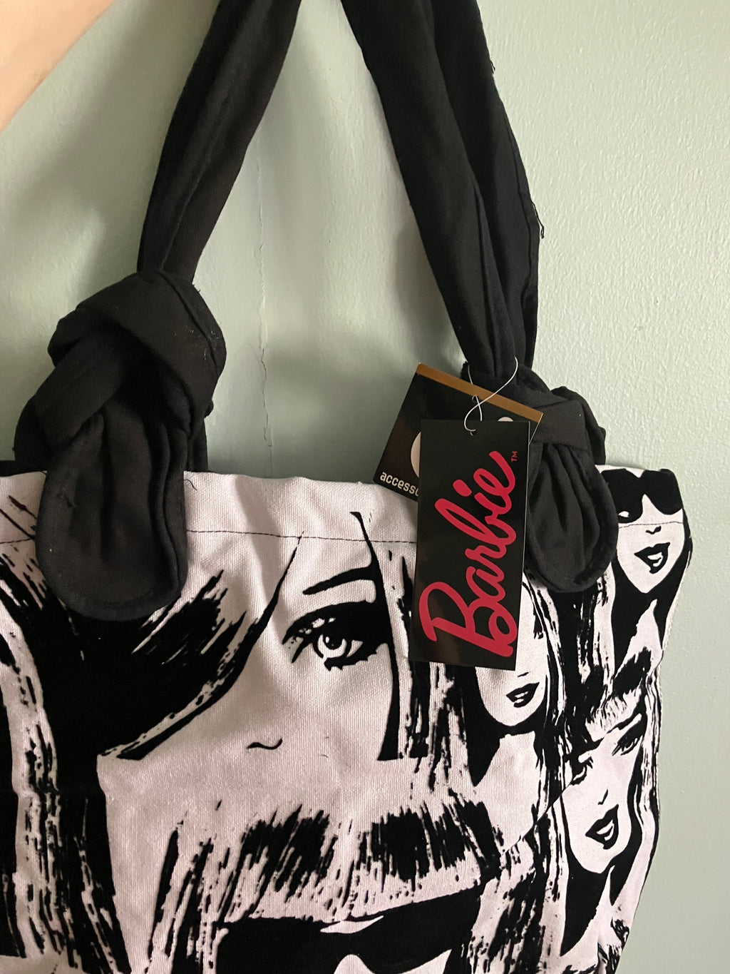 BRAND NEW & RARE FIND - BARBIE TOTE BAG with Barbie Medium T-Shirt